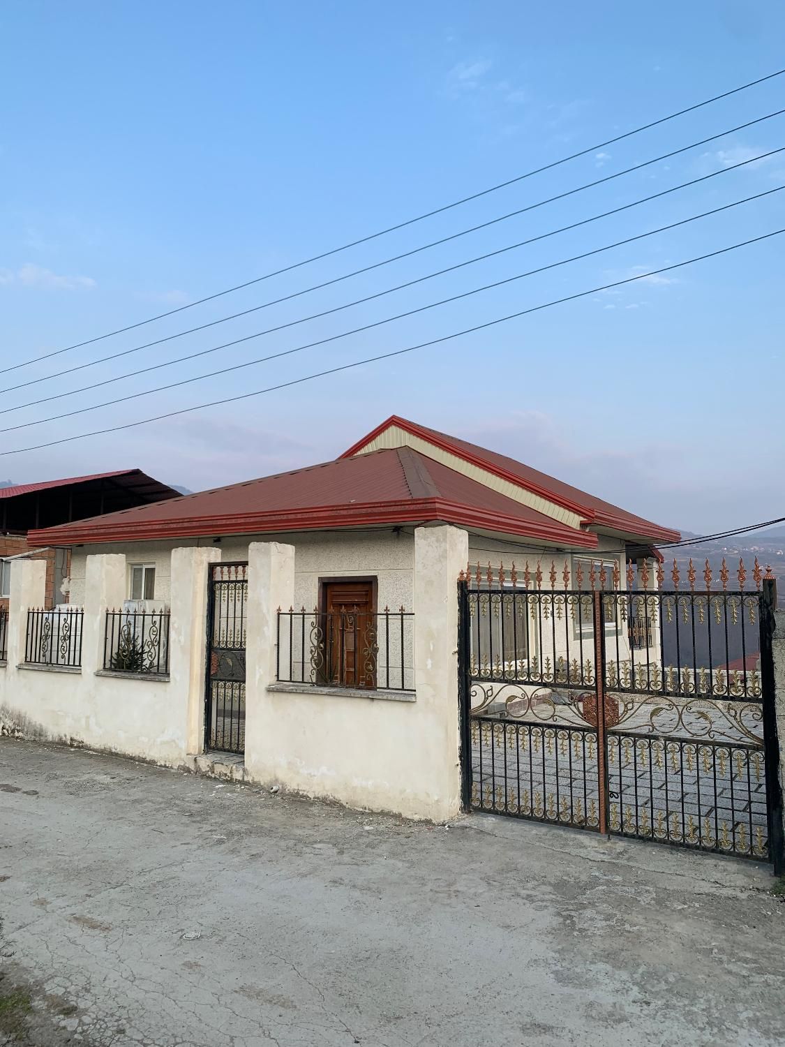 ویلا ۳۰۰ متر ، تاپ لوکیشن ، روستا امیرکلا|فروش خانه و ویلا|زیرآب, |دیوار