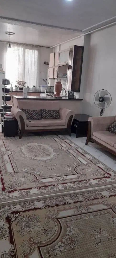 رهن آپارتمان ۱۰۰م گلشهر/پونه ش/ خ گلها|اجارهٔ آپارتمان|کرج, گلشهر|دیوار