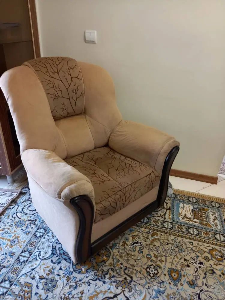مبل راحتی|مبلمان خانگی و میز عسلی|تهران, جنت‌آباد شمالی|دیوار