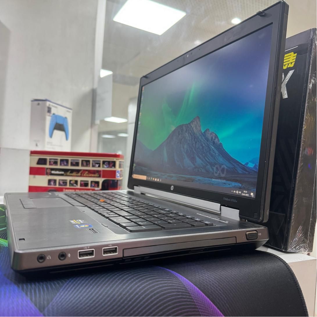 لپتاپ17اینچ HP 8760رم۱۶ بدنه فلزی.i7 گرافیک مجزا|رایانه همراه|تهران, تجریش|دیوار