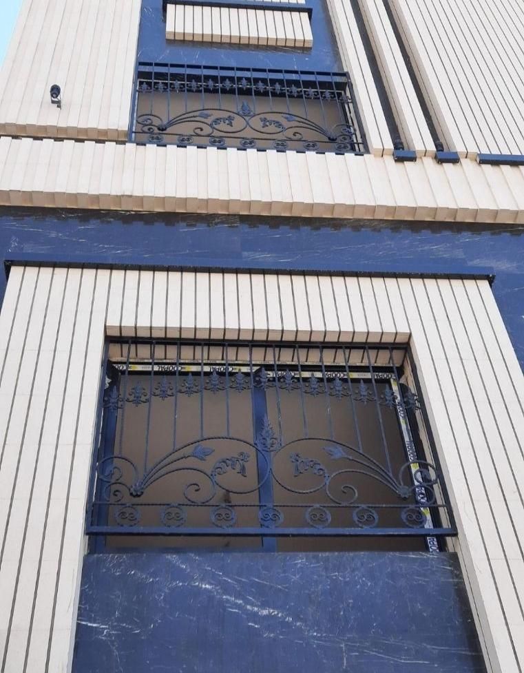 فروش کلی درب آکاردئونی ومحافظ تراس پنجره حفاظ|مصالح و تجهیزات ساختمان|مشهد, سرافرازان|دیوار