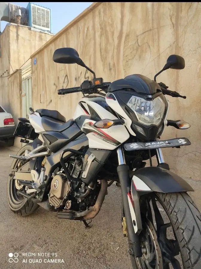 ns200|موتورسیکلت|اصفهان, پروین|دیوار