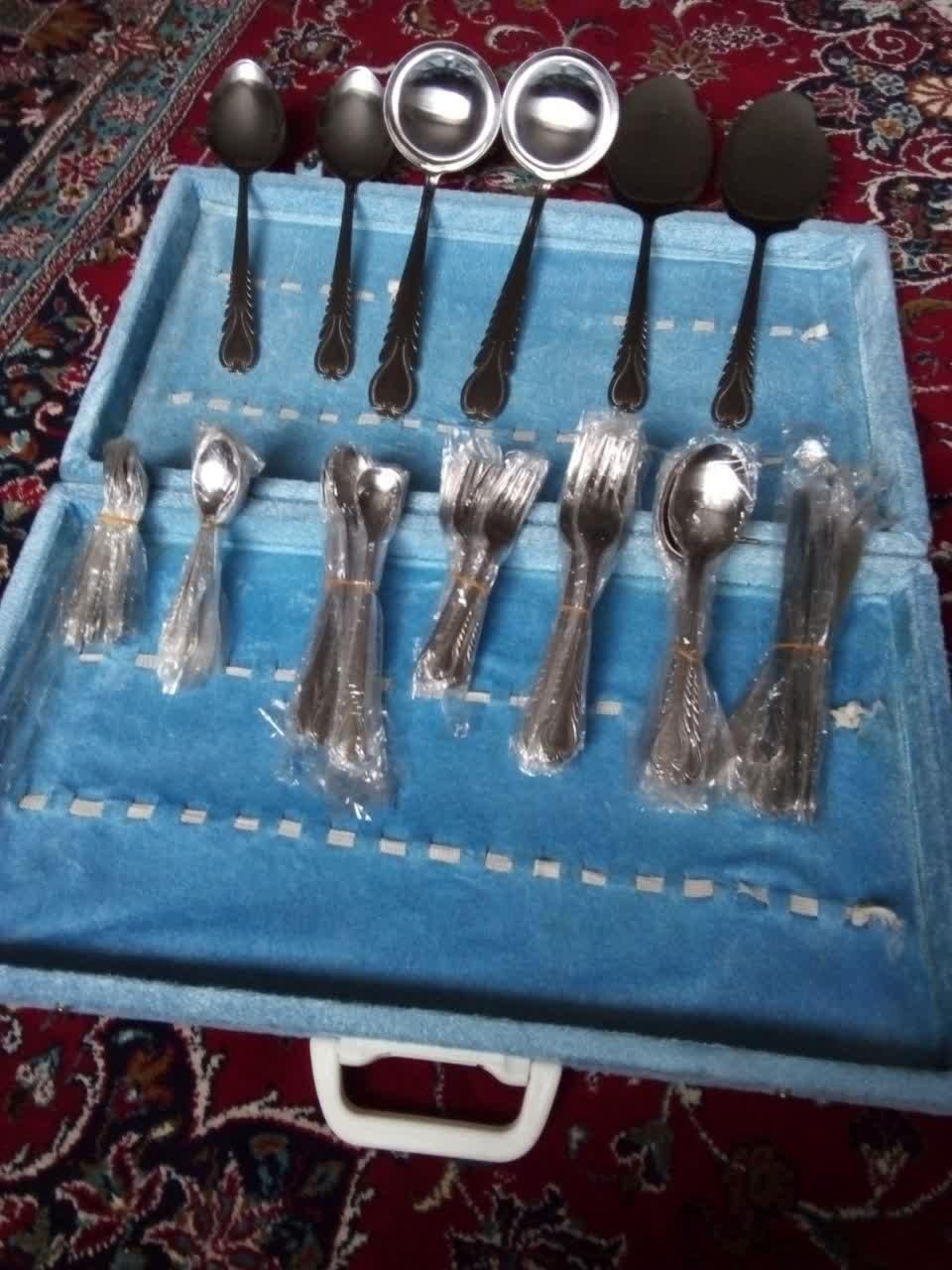 ظرف و ظروف آشپزخانه|ظروف سرو و پذیرایی|کرج, حصارک بالا|دیوار