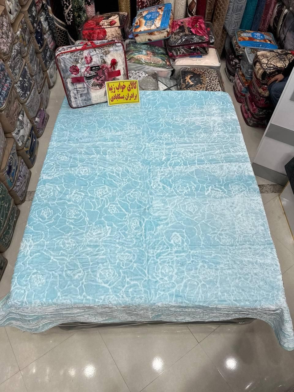 پتو دونفره دورو متفاوت سوپر سنگین|رختخواب، بالش، پتو|مشهد, عیدگاه|دیوار