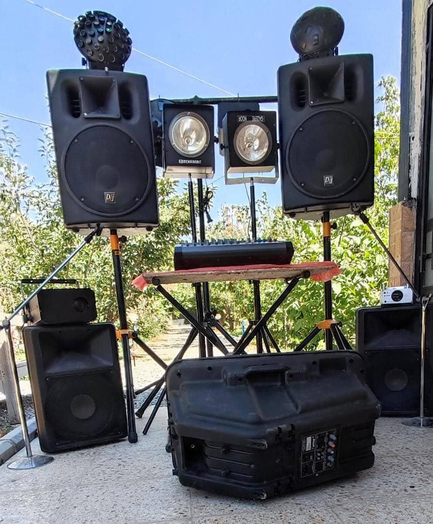 سیستم صوتی کامل با دوعدمیکروفن بیسیم|سیستم صوتی خانگی|فردیس, منظریه|دیوار