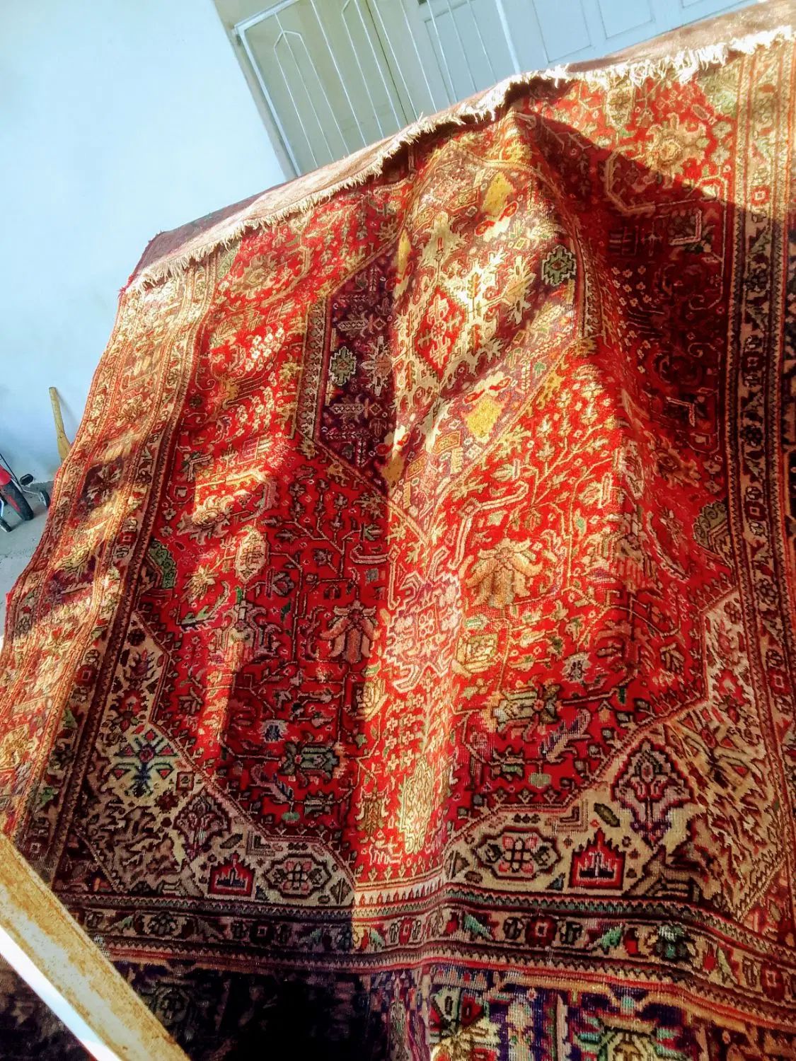 فرش قدیمی ۶۰ساله دست بافت  قیمت ۳۰میلیون تومان|فرش|کوچصفهان, |دیوار