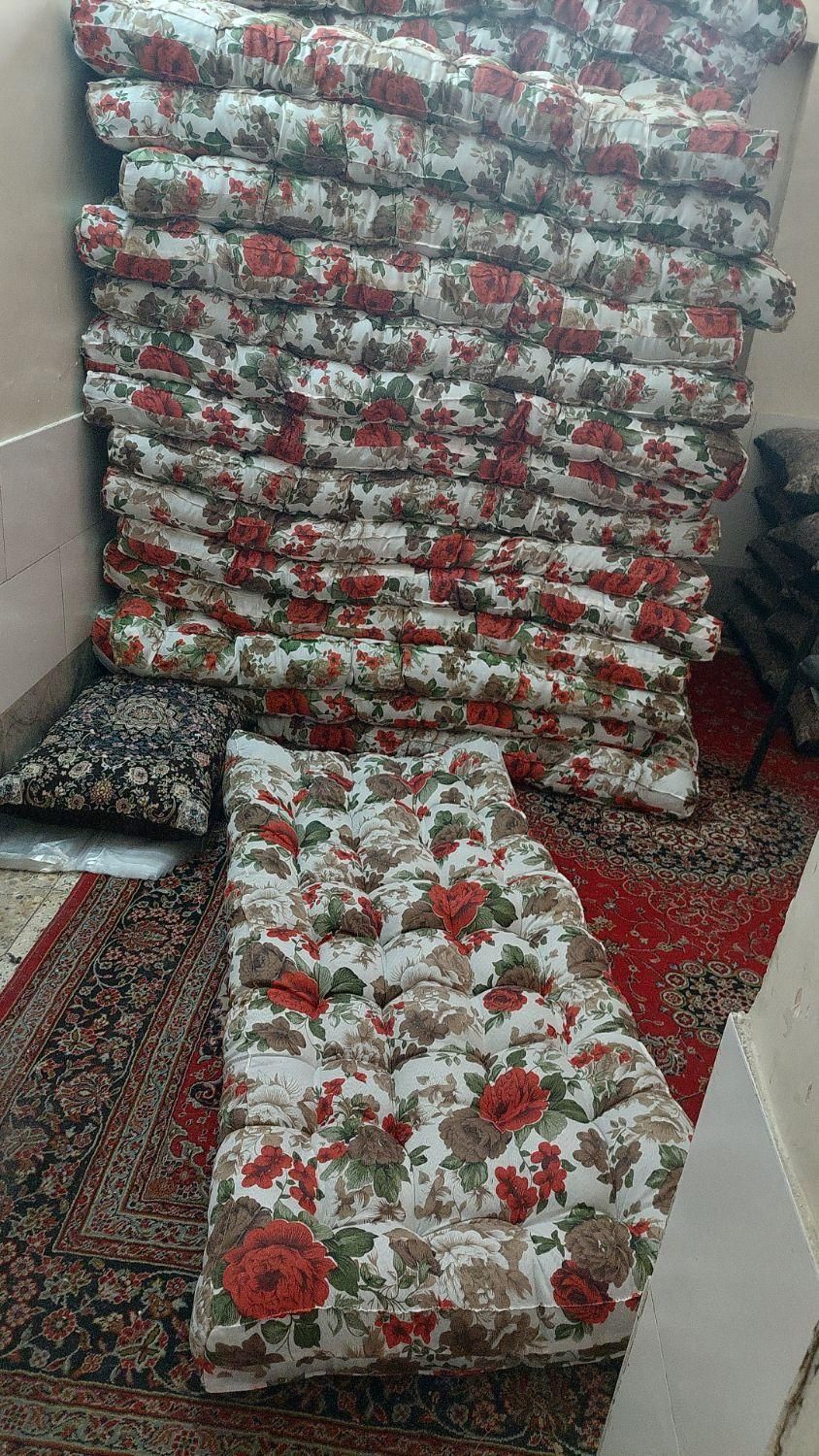 تشک پنبه کلوزه|تشک تختخواب|اصفهان, کارلادان|دیوار