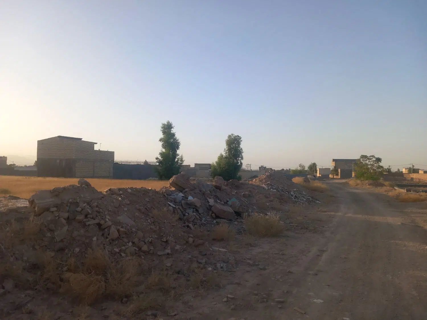جاده قمصر پدیده  خیابان ۲۴متری ابتدای خیابان|فروش زمین و ملک کلنگی|کاشان, دشت لتحر|دیوار
