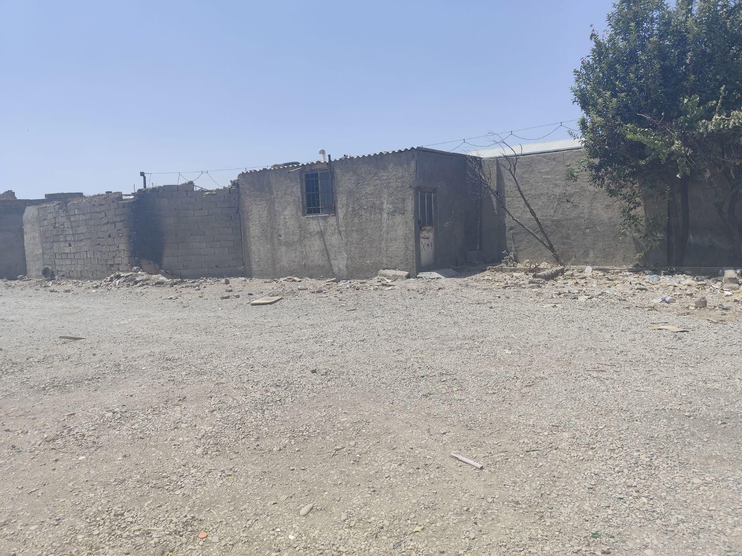 چهاردیوار2000متربرق200آمپربرجاده شهریار به آدران|اجارهٔ دفتر صنعتی، کشاورزی، تجاری|صباشهر, |دیوار