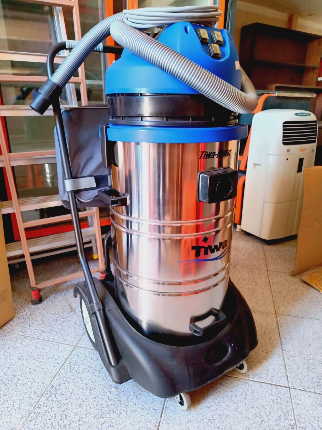 جارو برقی صنعتی خاک ۳ موتور نو نو|جاروبرقی، جارو شارژی، بخارشو|اصفهان, خواجو|دیوار