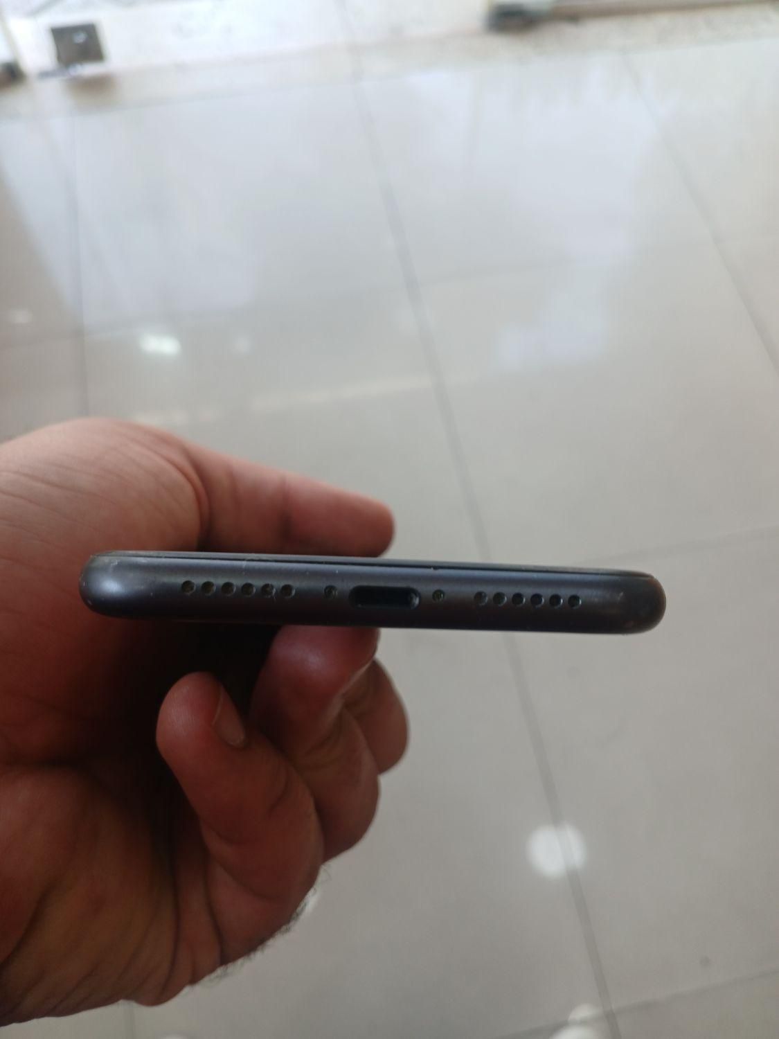 اپل iPhone 11 با حافظهٔ ۱۲۸ گیگابایت|موبایل|رباط‌کریم, |دیوار
