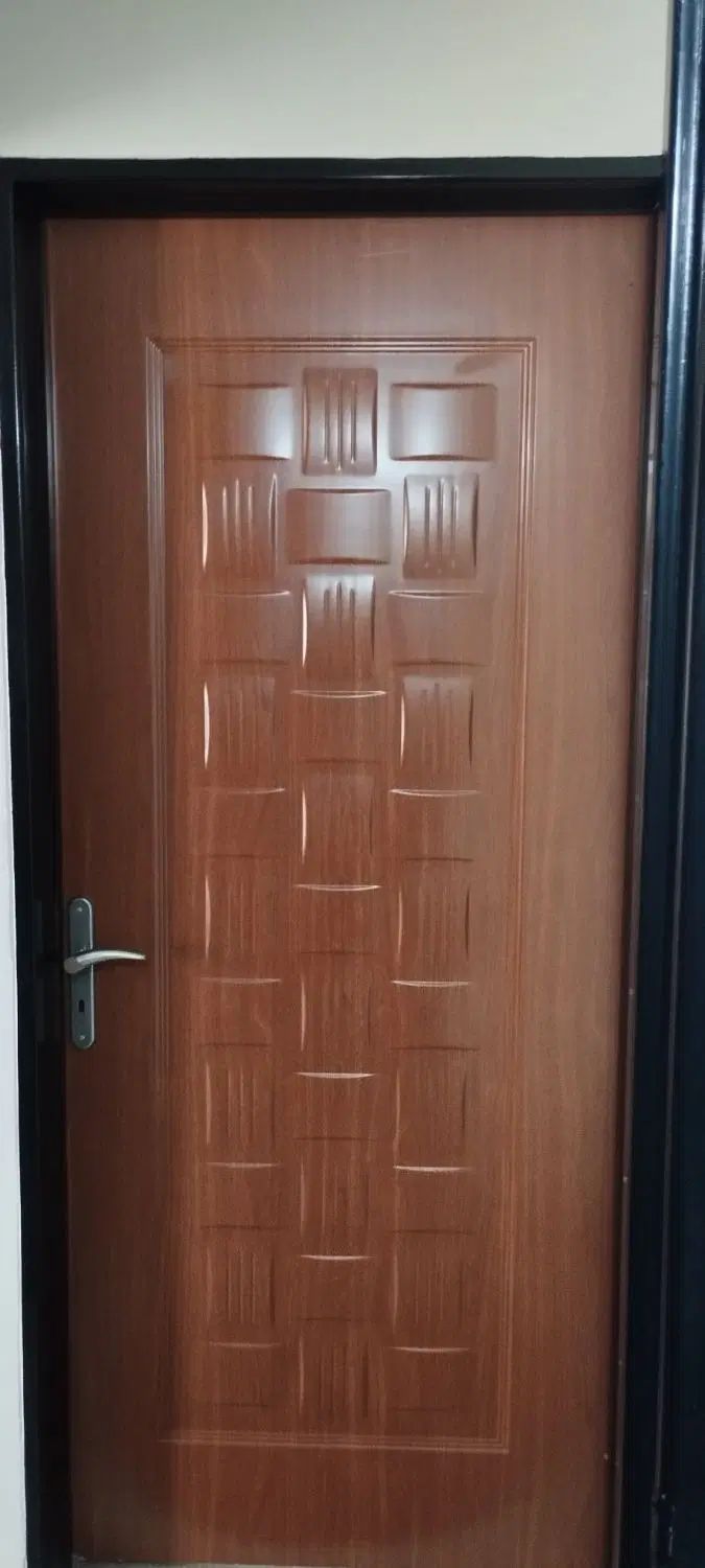 در اتاقی جنس لمینیت ۴عدد هم رنگ اندازه بدون چارچوب|مصالح و تجهیزات ساختمان|مشهد, آبادگران|دیوار
