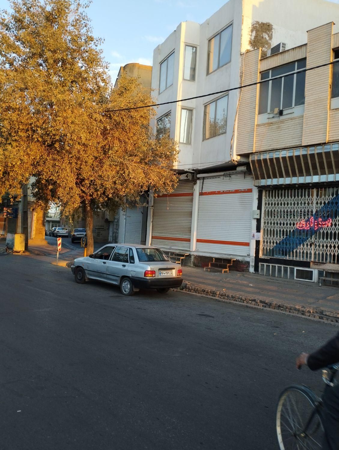 ساختمان تجاری مسکونی بحر کیوانفر|فروش مغازه و غرفه|قم, حاج خلیل|دیوار