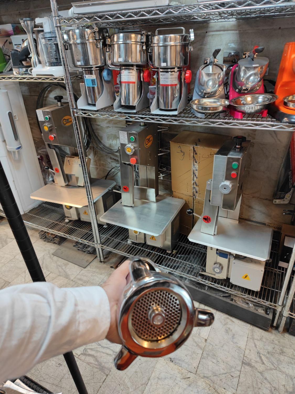 چرخ گوشت صنعتی چدنی الکتروکار ec10 رومیزی قصابی|فروشگاه و مغازه|اندیشه, شهرک کوثر|دیوار