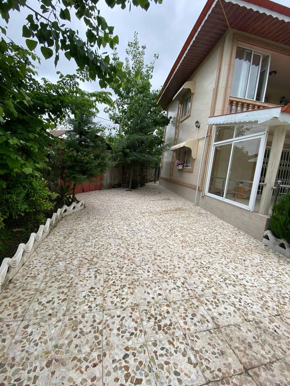 اجاره ویلا جنگلی در سقالکسار|اجارهٔ کوتاهمدت ویلا و باغ|رشت, لاکان|دیوار