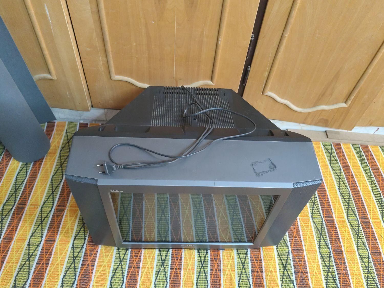 تلویزیون رنگی سونی ۲۱ اینچ - مدل ۲۱۹۹|تلویزیون و پروژکتور|اسلام‌شهر, شهرک الهیه|دیوار