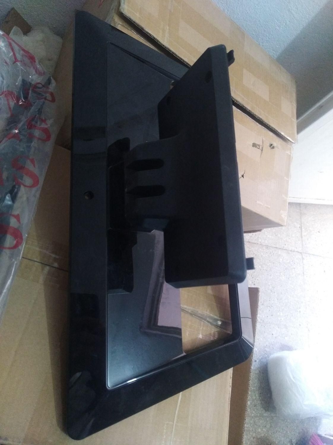 پایه رومیزی تلویزیون|تلویزیون و پروژکتور|قزوین, |دیوار