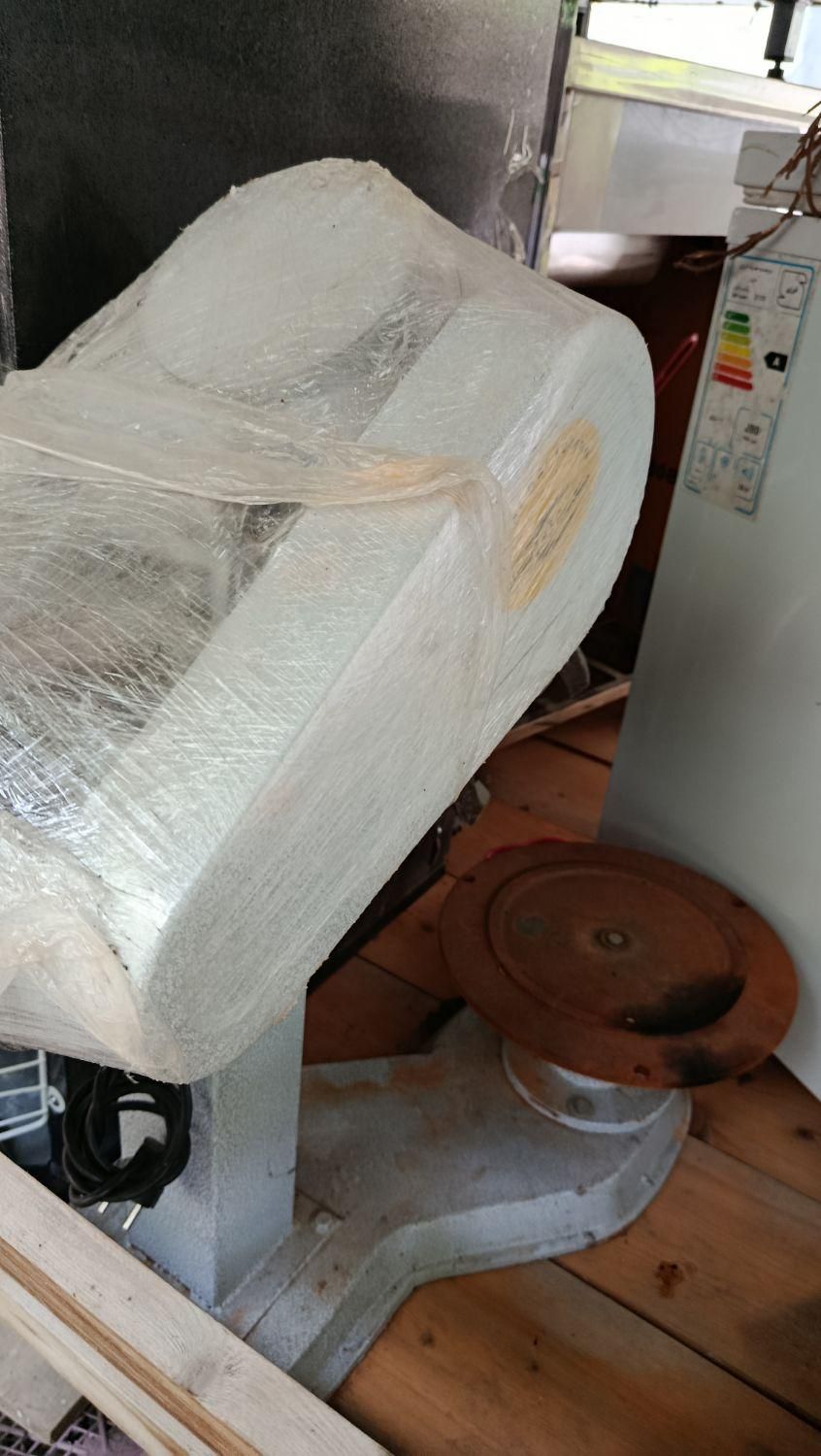 یخچال سرخ کن فرچیپس خمیرگیر دستگاه پیتزا قیفی|کافیشاپ و رستوران|چالوس, |دیوار