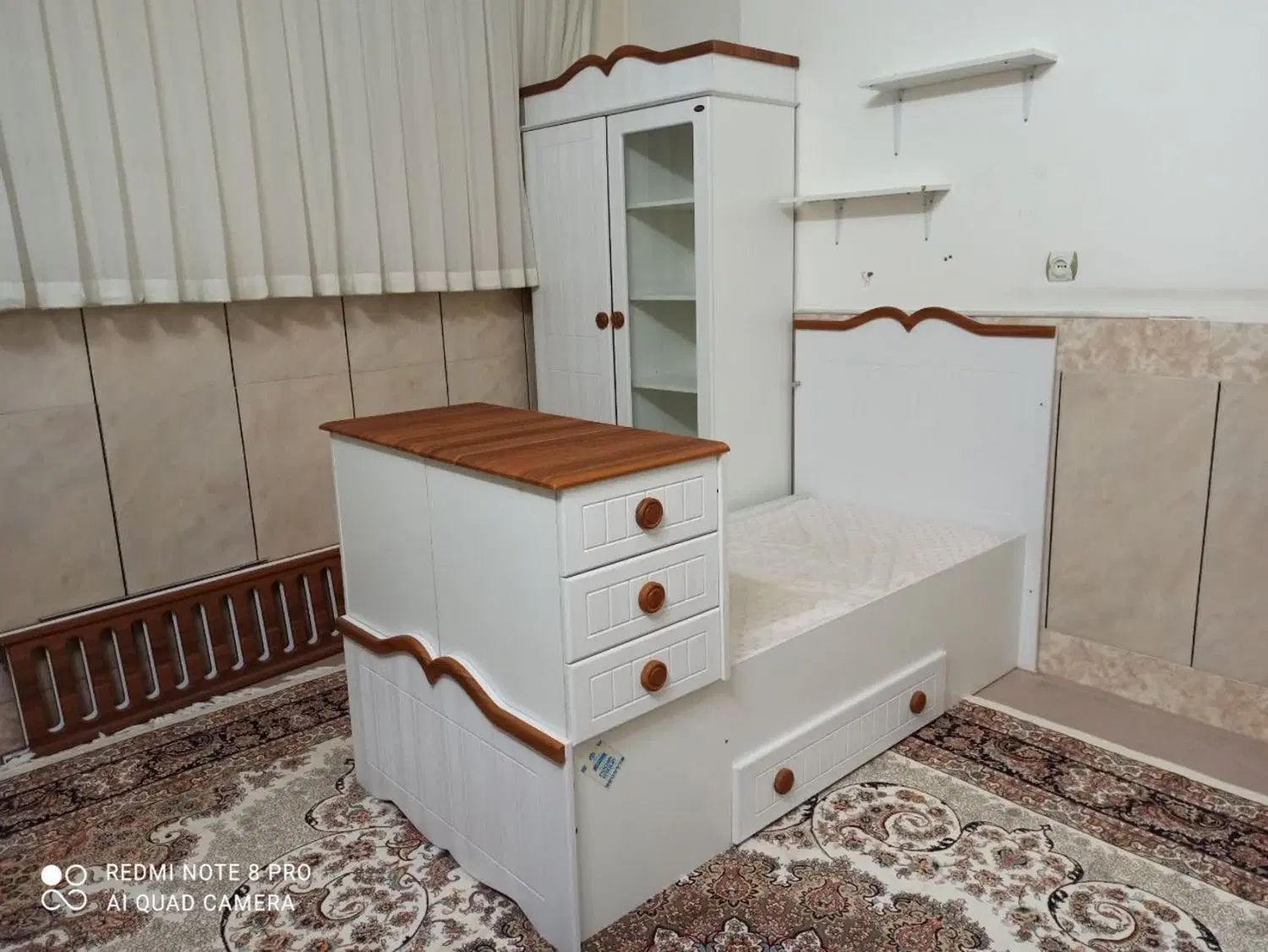 سرویس خواب یک‌نفره شیک و جادار + تشک و محافظ ضد آب|تخت و سرویس خواب|قم, حاج خلیل|دیوار