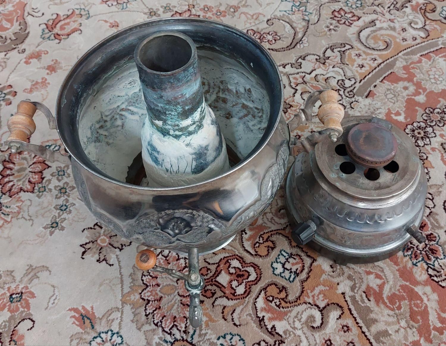 سماور گازی کاملا سالم طرح قدیم|سماور، چای‌ساز، قهوه‌ساز|اصفهان, پرتمان|دیوار