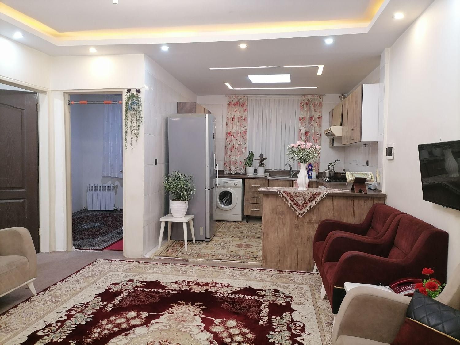 ۷۲متری ۲خوابه/پارکینگ/آسانسور/انباری کاذب بزرگ|فروش آپارتمان|تهران, کوثر|دیوار