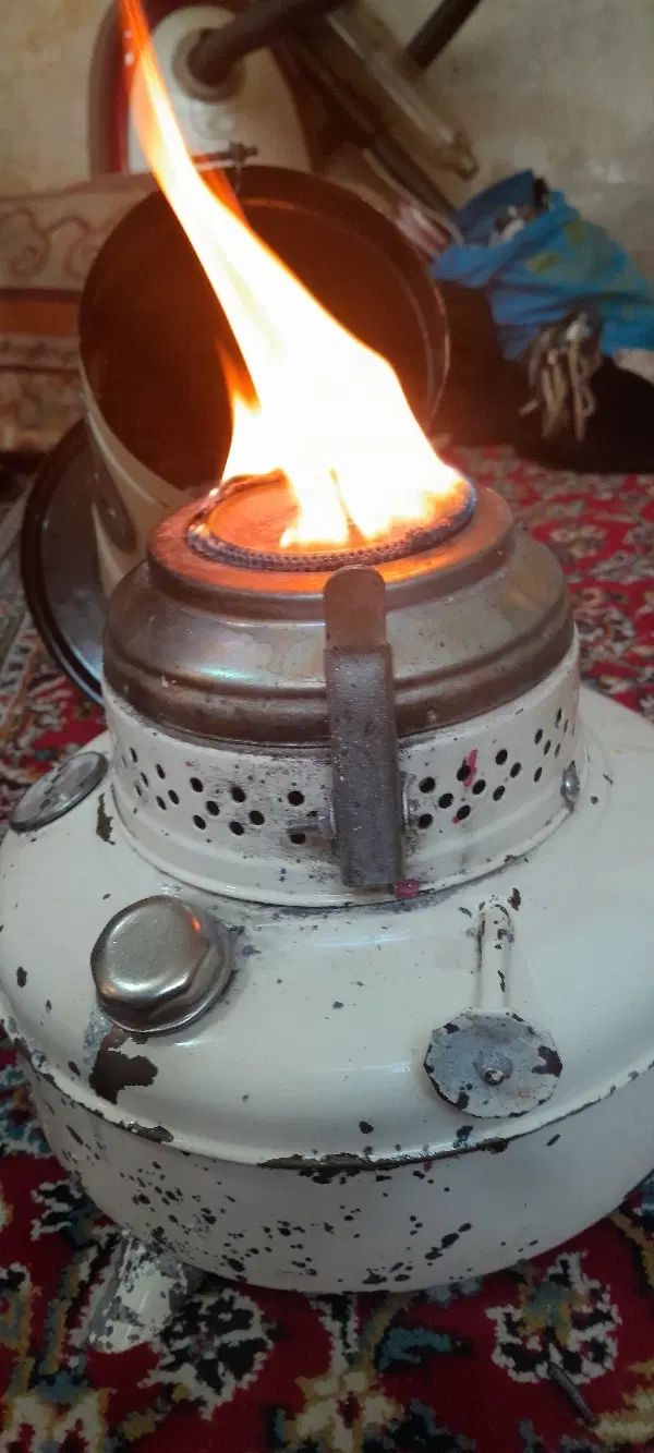 علاالدین عتیقه نفت هم ی کم داره روشن درحد مفت میدم|کلکسیون اشیاء عتیقه|تهران, مولوی|دیوار