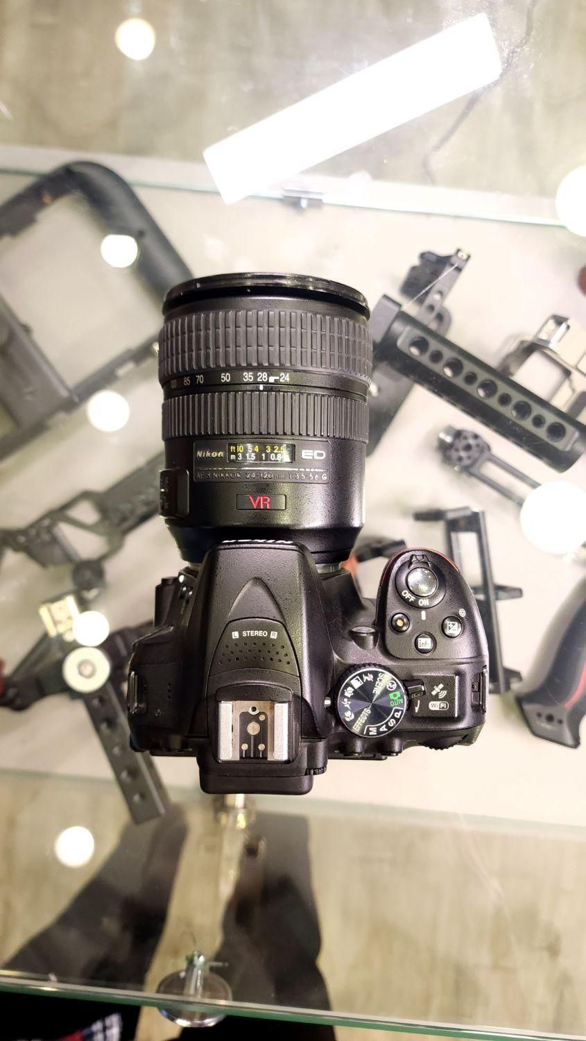 دوربین Nikon D5300 و لنز نیکون 24-120 f 3.5 - 5.6g|دوربین عکاسی و فیلم‌برداری|تهران, فردوسی|دیوار