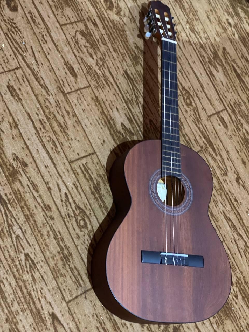 گیتار پارسی مدل M2|گیتار، بیس، امپلیفایر|دزفول, |دیوار