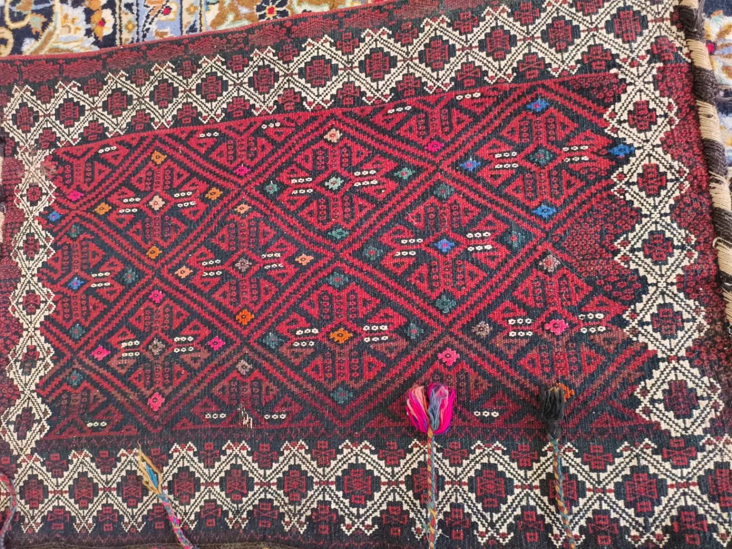 خورجین سوزن دوزی قدیمی|گلیم، جاجیم، گبه|کرج, عظیمیه|دیوار