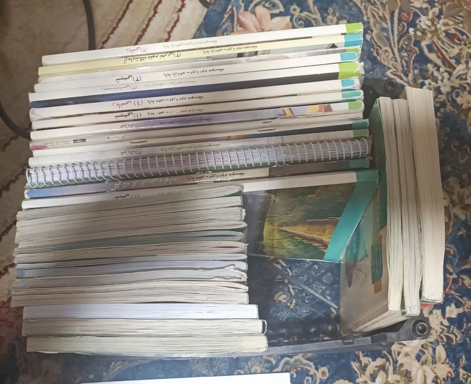 کتابها وجزوه ها وسی دی های آموزشی کنکور تجربی|کتاب و مجله آموزشی|اصفهان, جلفا|دیوار