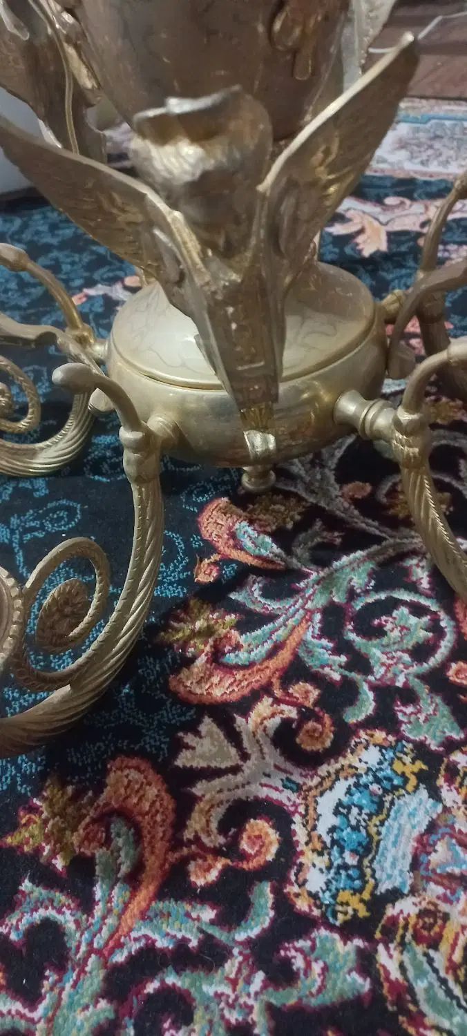 لوستربرنزقدیمی فقط جلا دهنده میخادوگرنه عالیه|لوستر و چراغ آویز|ارومیه, |دیوار
