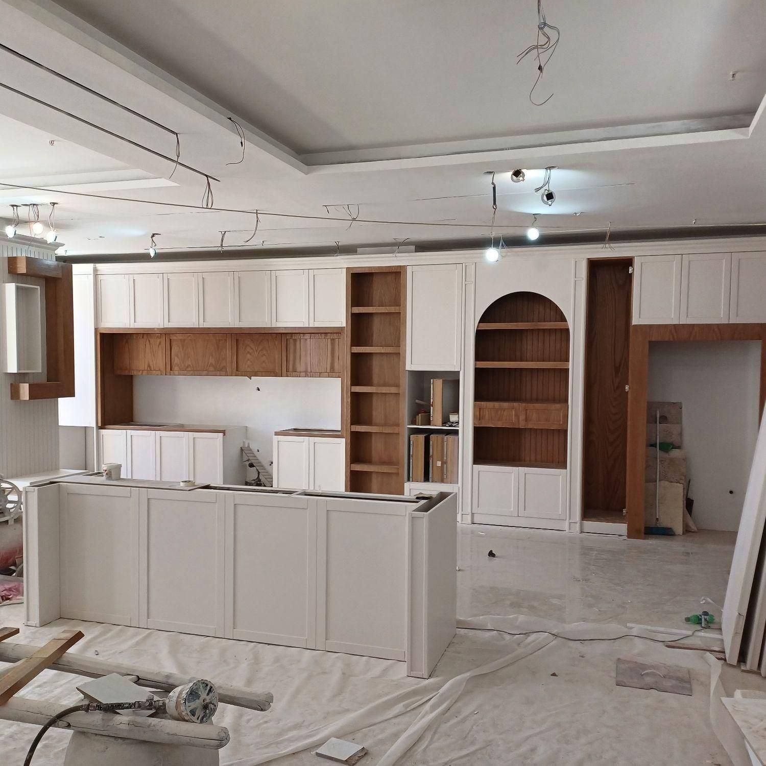 نقاشی و پولیستر کاری ساختمان|خدمات پیشه و مهارت|مشهد, الهیه|دیوار