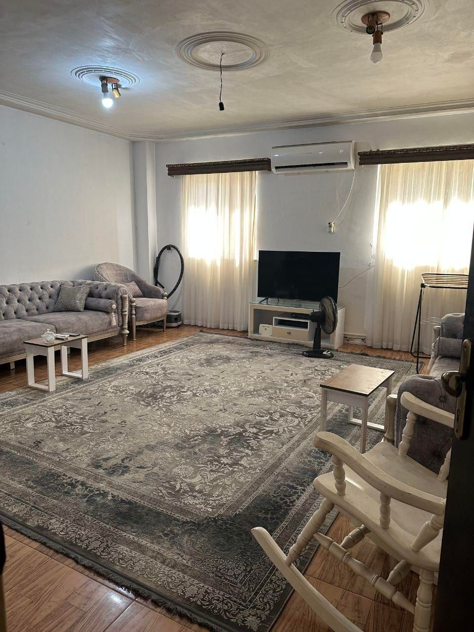 فروش تک واحدی پارکینگ اختصاصی دو خواب بلوار مدرس|فروش آپارتمان|رشت, پیرکلاچای|دیوار