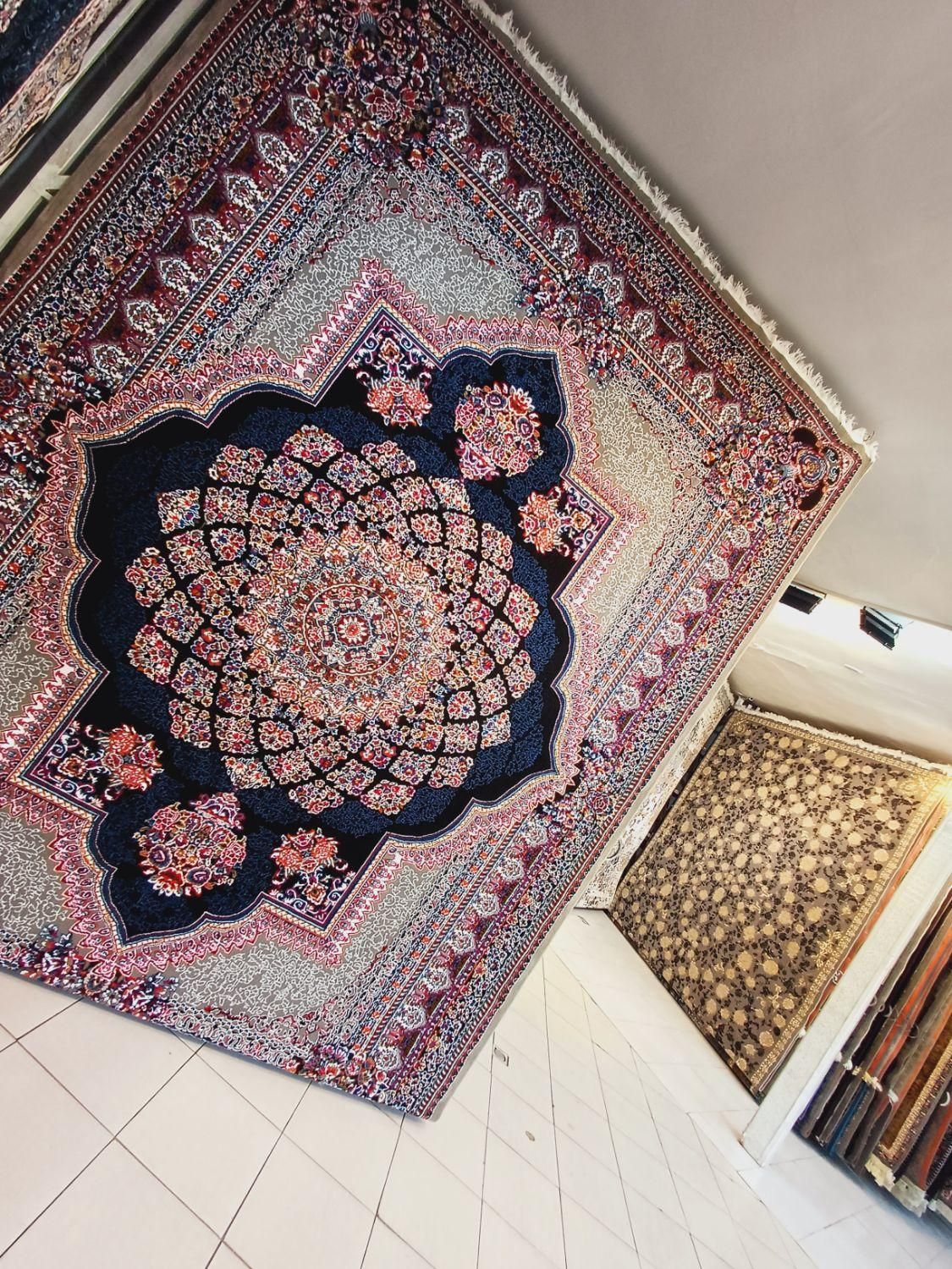 فرش 9و12متری طرح 700شانه حاجی حسینی انبار طلاب|فرش|مشهد, طلاب|دیوار