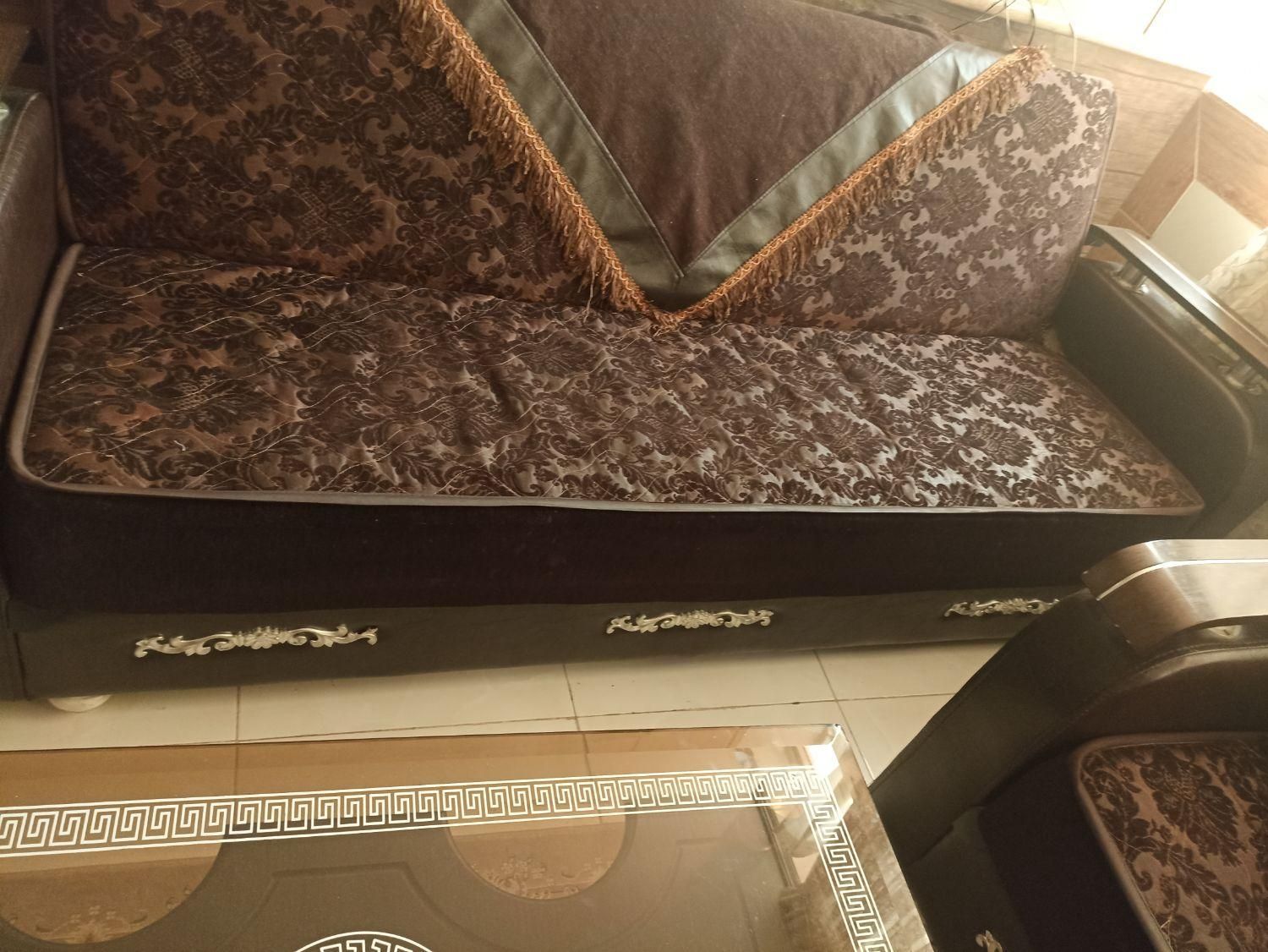 مبل امپراتور|مبلمان خانگی و میز عسلی|شاهین‌شهر, امام حسین|دیوار