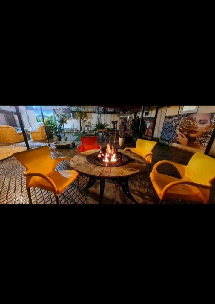 خوابگاه،اقامتگاه،پانسیونیاسین،پسرانهوآقایان|اجارهٔ کوتاهمدت آپارتمان و سوئیت|تهران, فلسطین (میدان انقلاب)|دیوار