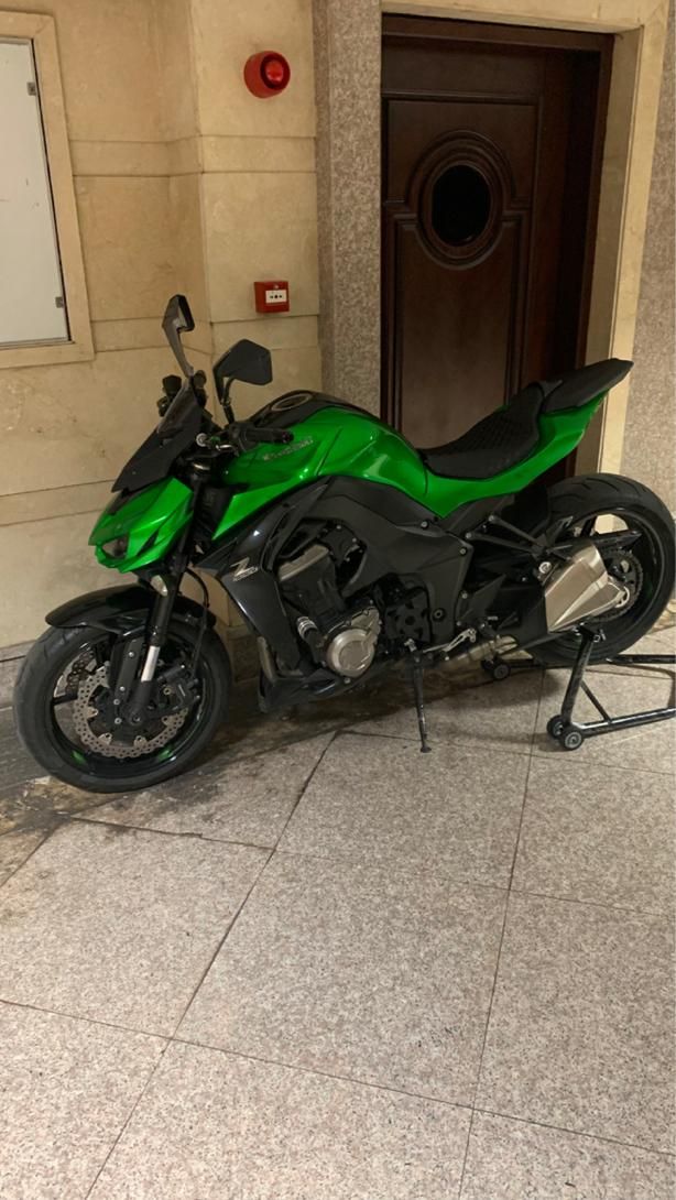 کاوازاکی‌z1000 سنددار|موتورسیکلت|تهران, باغ فردوس|دیوار