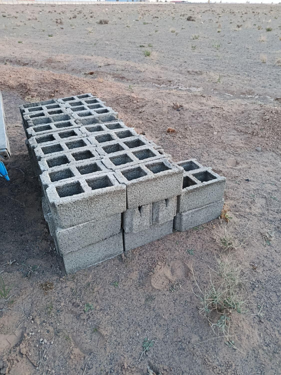 انواع بلوک سیمانی درجه یک|مصالح و تجهیزات ساختمان|سیرجان, |دیوار