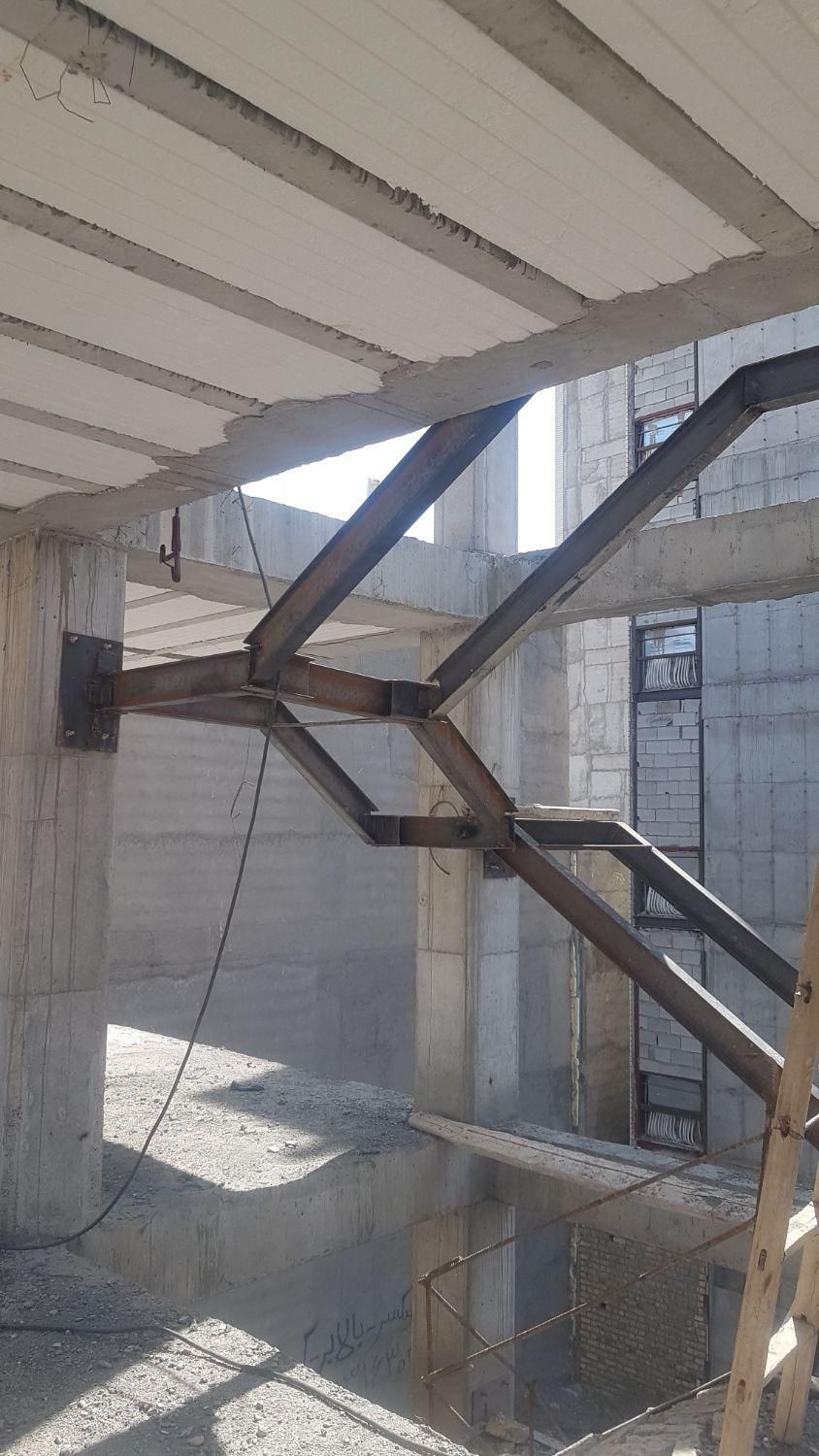 جوشکاراسکلت واجرای راپله وشیروانی|خدمات پیشه و مهارت|کاشان, فاز ۱ ناجی آباد|دیوار