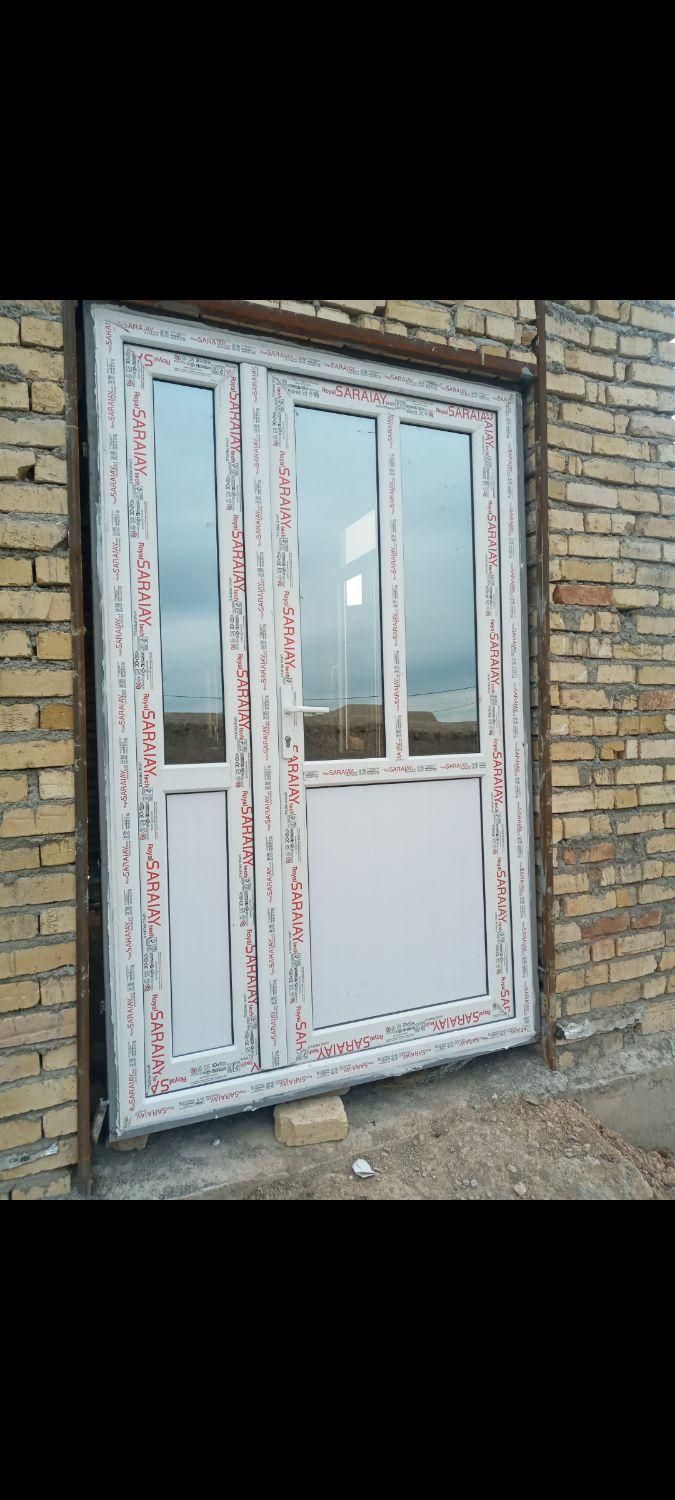 تولیدی درب وپنجره دوجداره رگلاژ تعمیرات درب پنجره|خدمات پیشه و مهارت|همدان, |دیوار