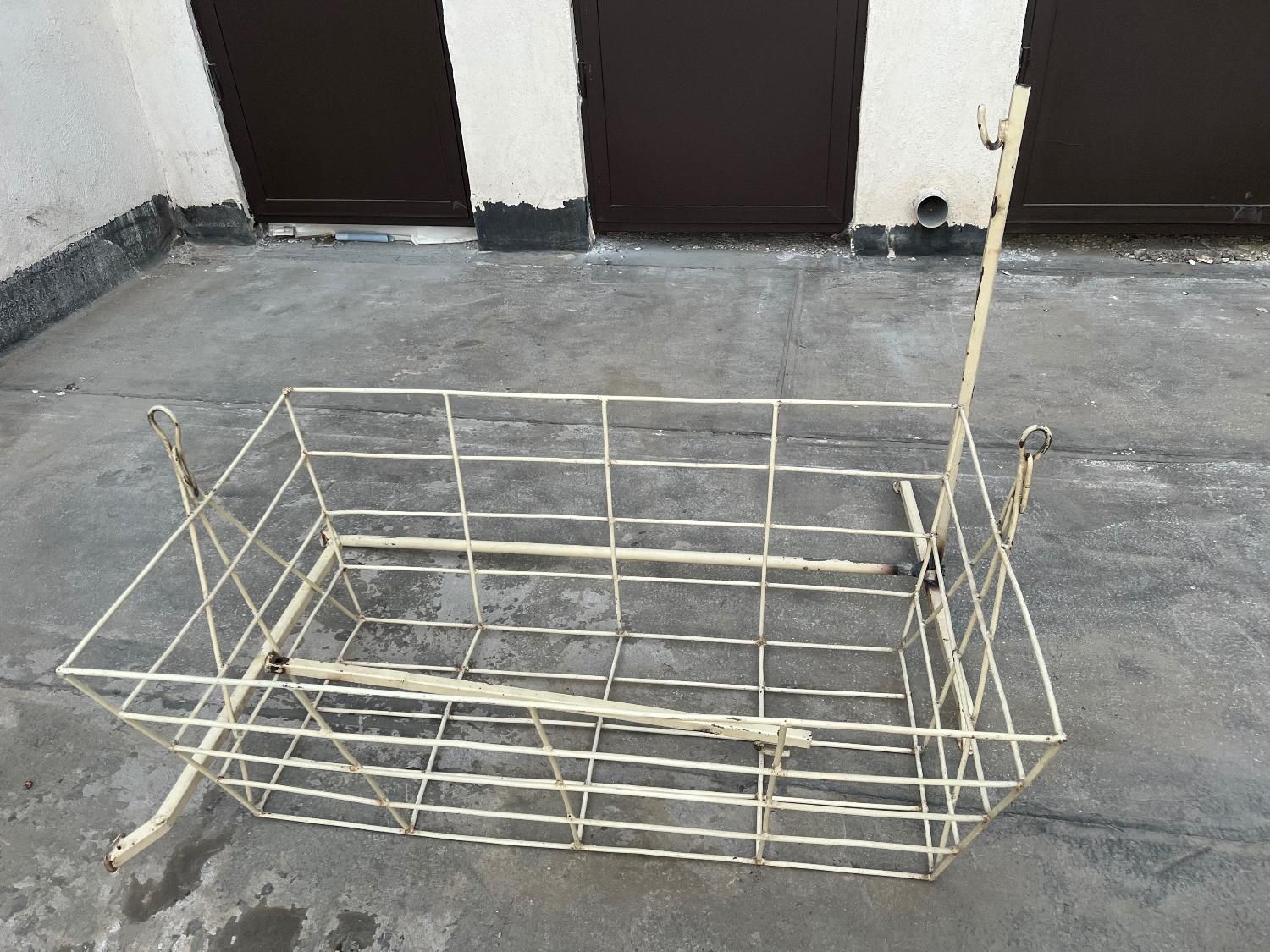 گهواره فلزی|اسباب و اثاث بچه|مشهد, کوشش|دیوار