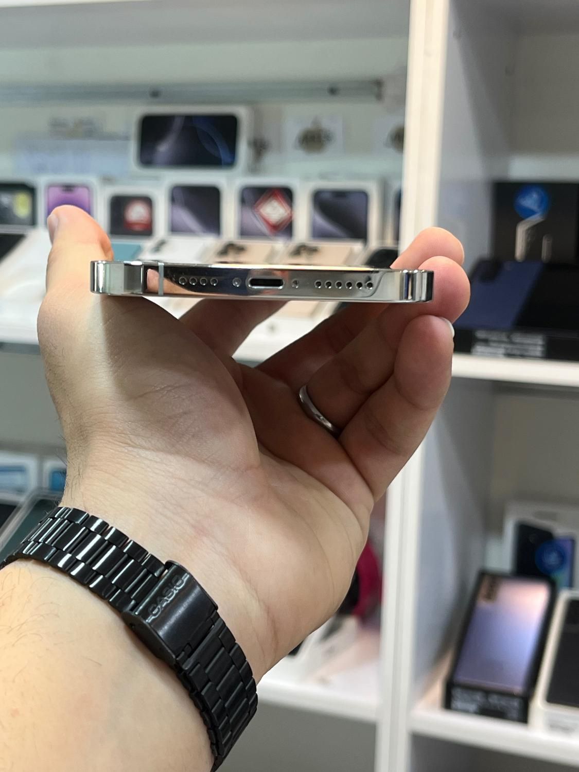 Iphone 12 Pro max 256GB مشابه اکبند اقتصادی|موبایل|کرج, کوی امامیه|دیوار