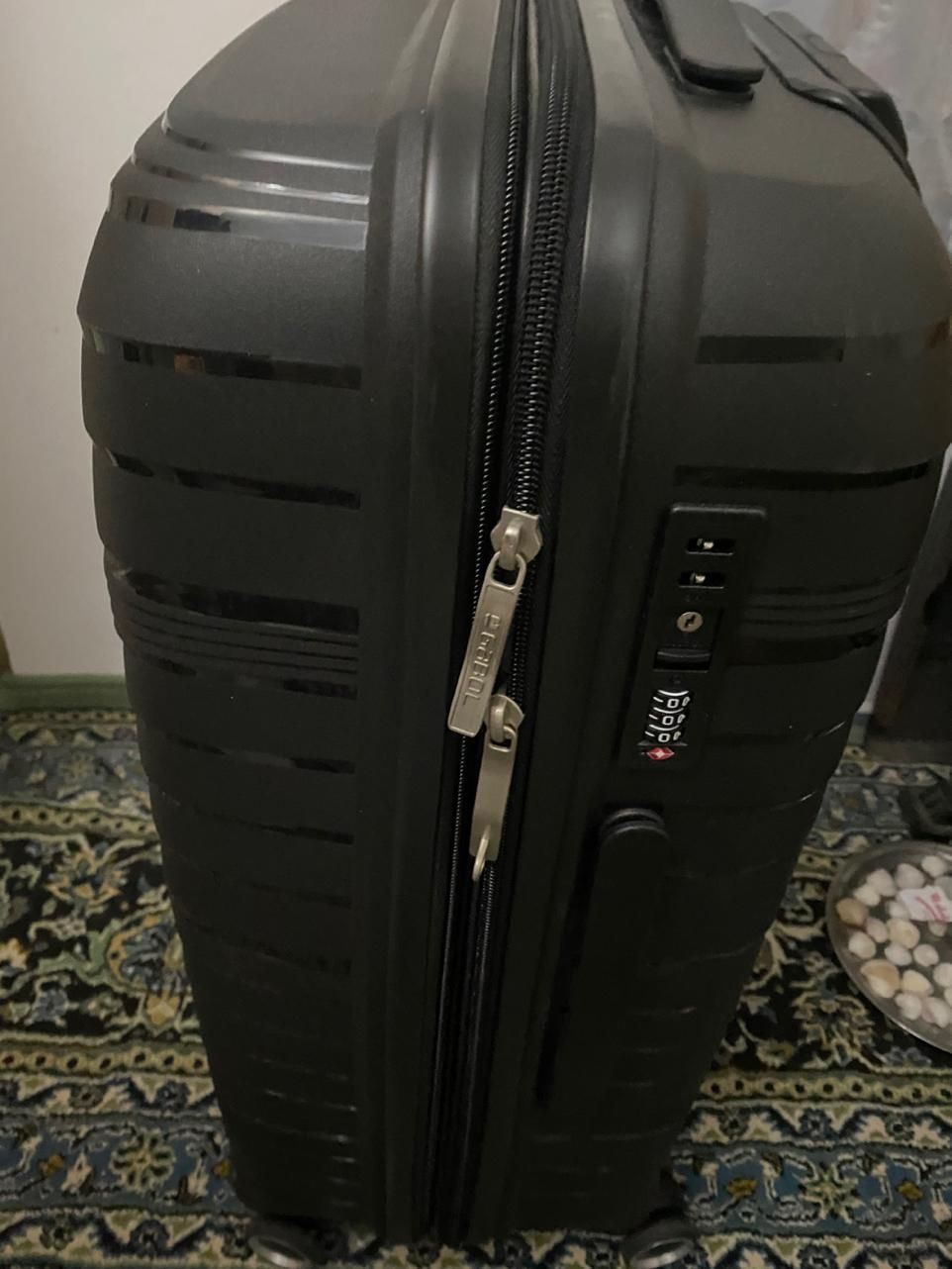 چمدان گابل دو زیپ|کیف، کفش، کمربند|چالوس, |دیوار
