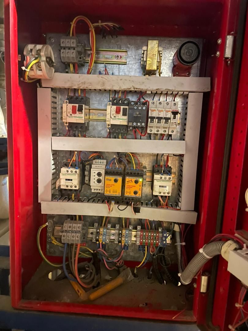 برقکار سیار شبانه روزی کل تهران|خدمات پیشه و مهارت|تهران, نازی‌آباد|دیوار