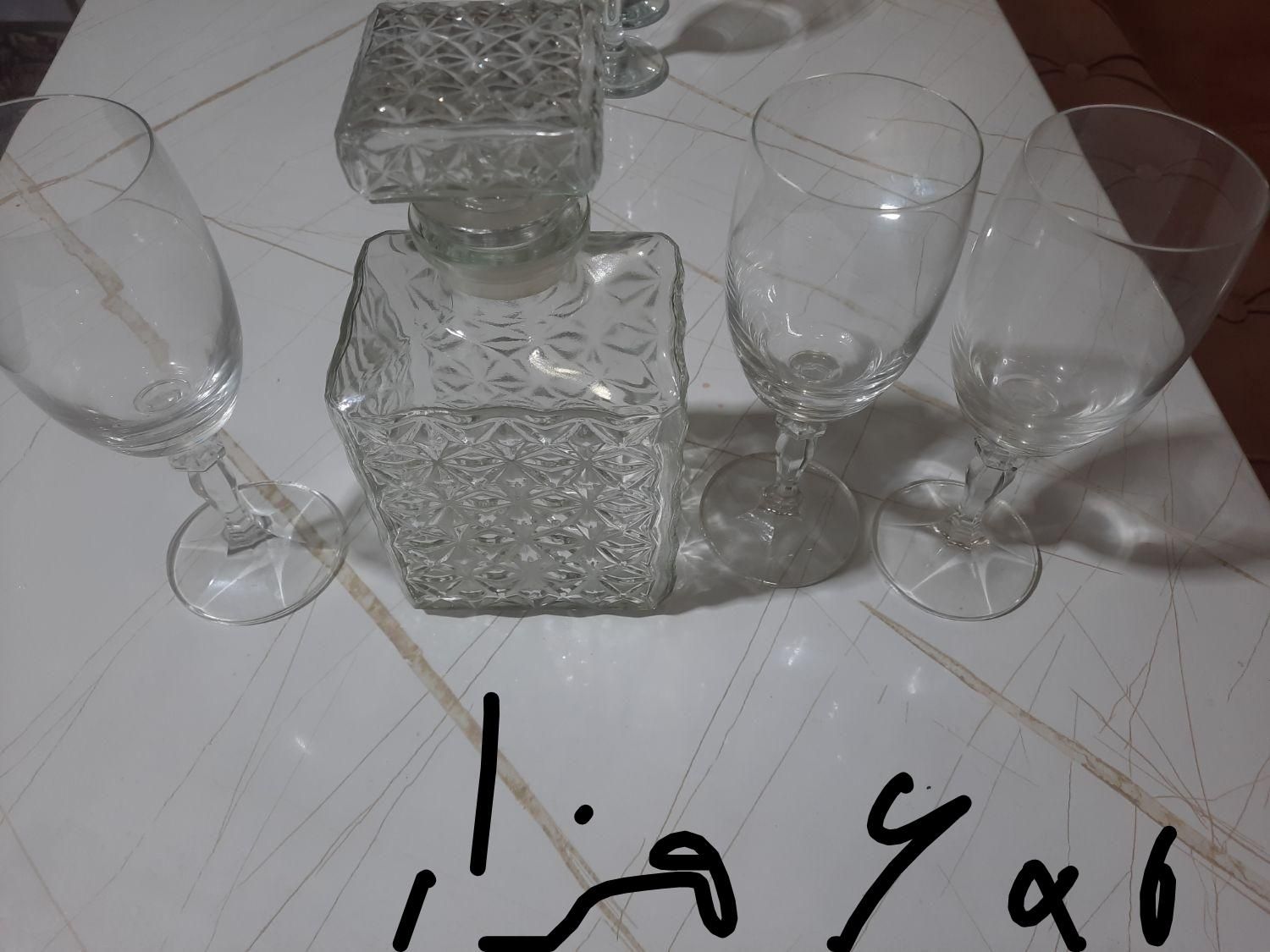 جام شراب گیلاس شراب خوری ست ۴ عددی کریستال ۶۰۰هزار|حراج|تهران, جنت‌آباد شمالی|دیوار