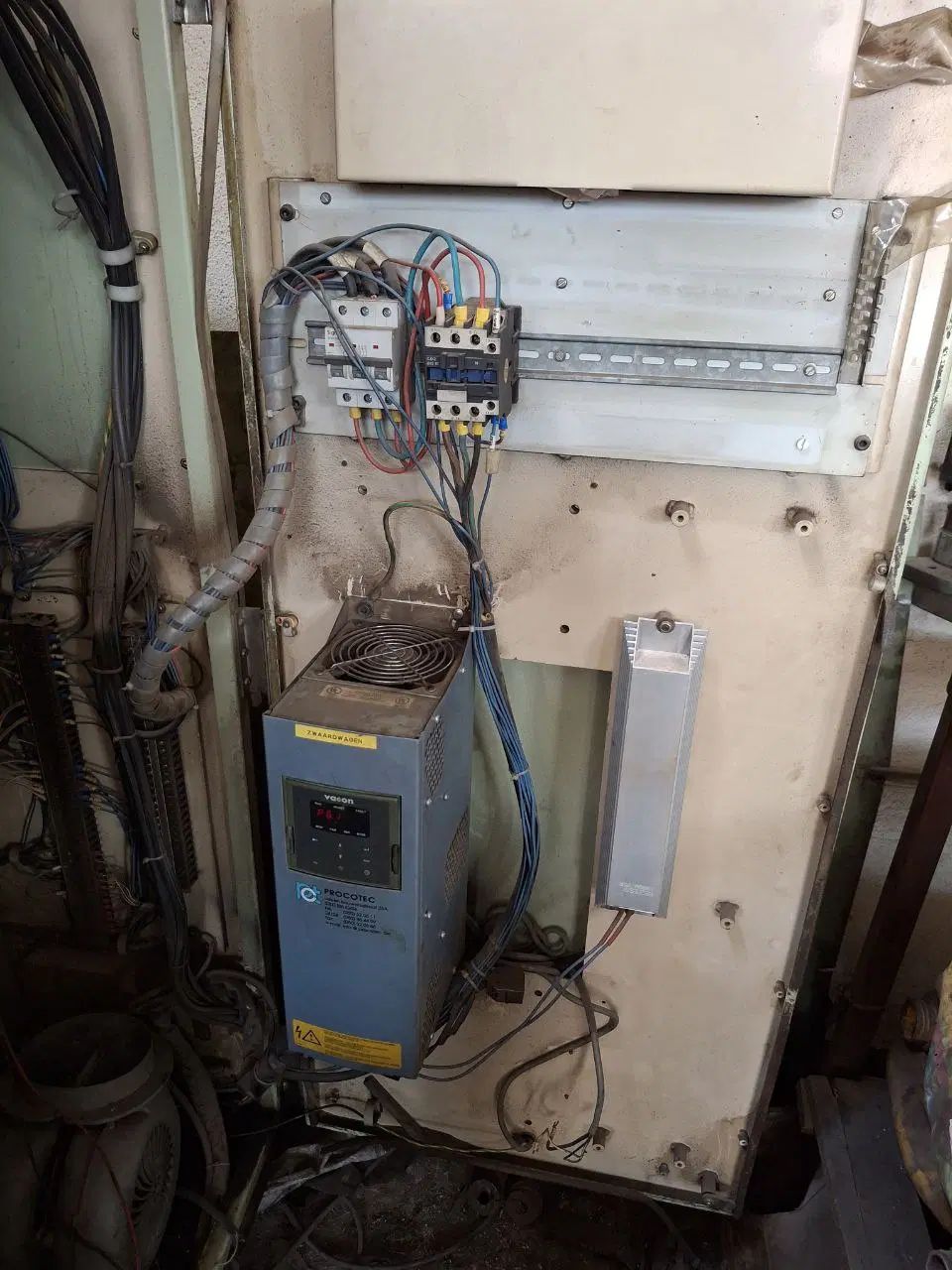 اتوماسیون صنعتی،تابلو برق PLC زیمنس دلتا HMI تبریز|خدمات پیشه و مهارت|تبریز, |دیوار