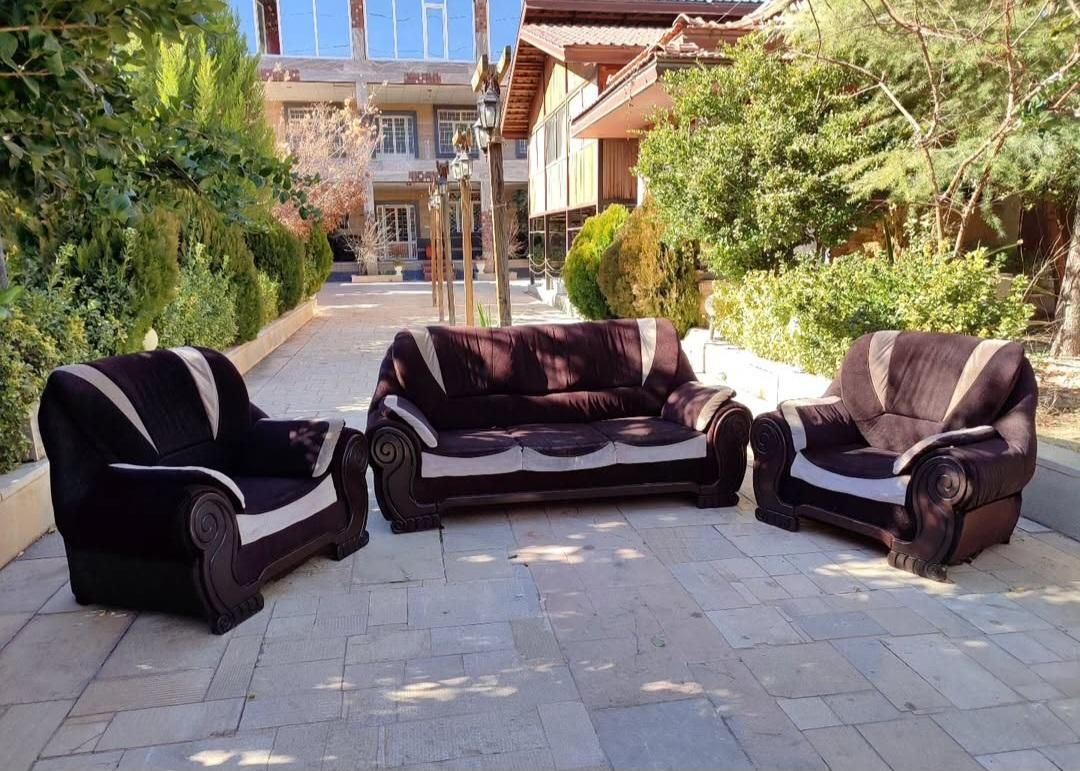 تعمیر،رنگ آمیزی،شستشو و دوخت کاور مبلمان|مبلمان خانگی و میز عسلی|شیراز, گویم|دیوار