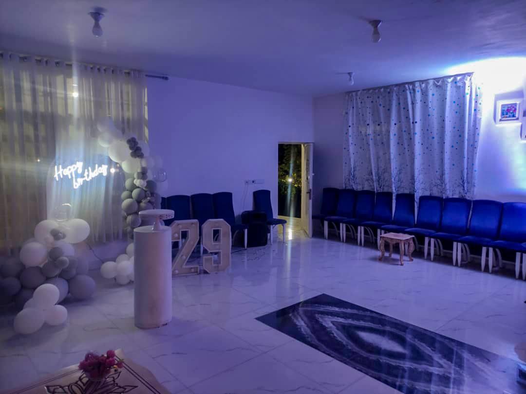 اجاره باغ سالن مناسب جشن هاویلا مبله با امنیت بالا|اجارهٔ کوتاه‌مدت ویلا و باغ|شیراز, میانرود|دیوار