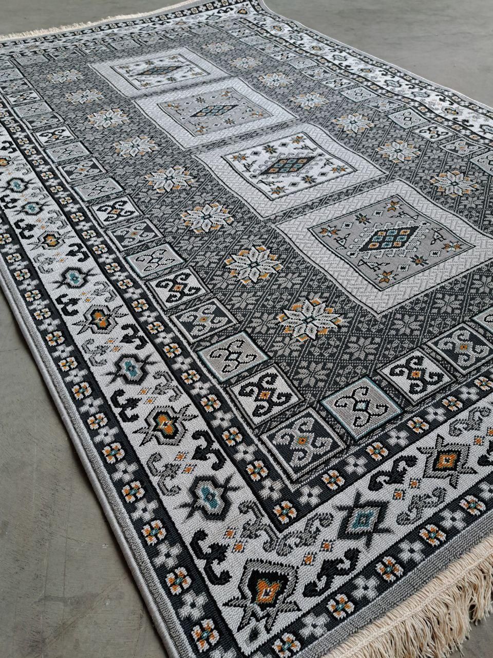 گلیم سوپر ستاره کویریزد رنگ طوسی کیفیت بالا|گلیم، جاجیم، گبه|تهران, سبلان (لشگر)|دیوار