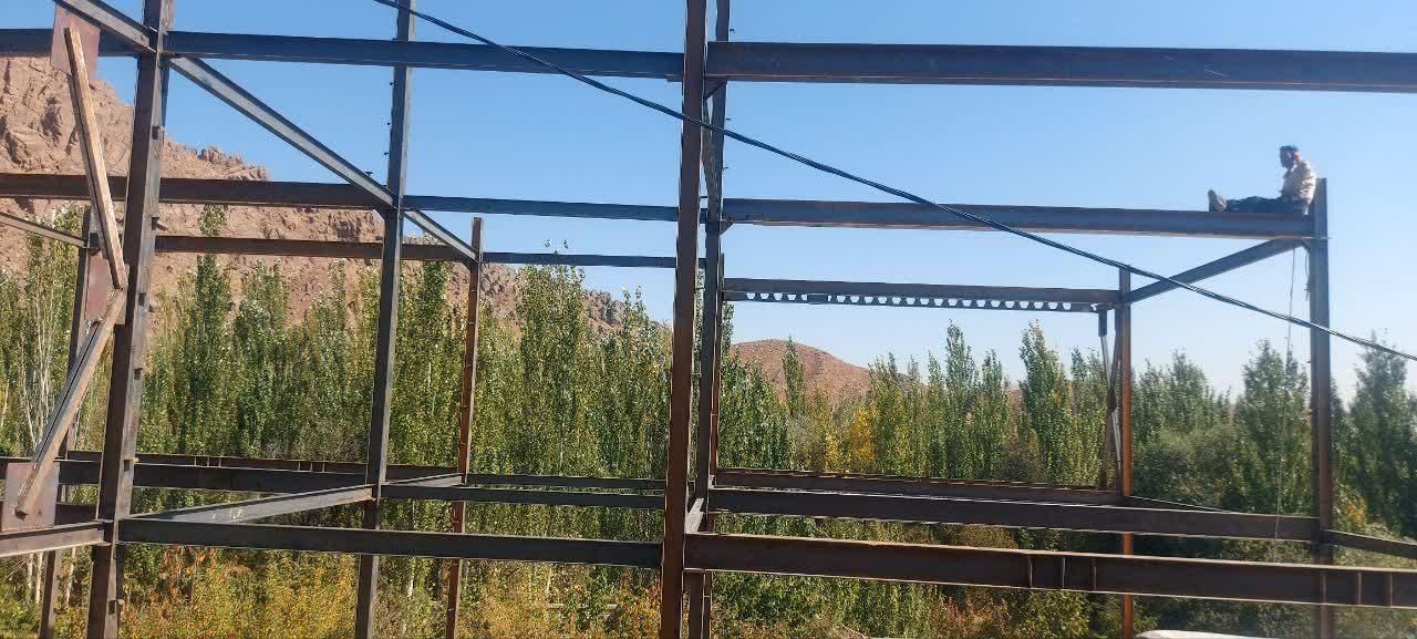 جرثقیل نیسان   (آهن کشی تا دو طبقه تخلیه و بارگیری|خدمات حمل و نقل|تربت‌حیدریه, چهارراه خواف|دیوار